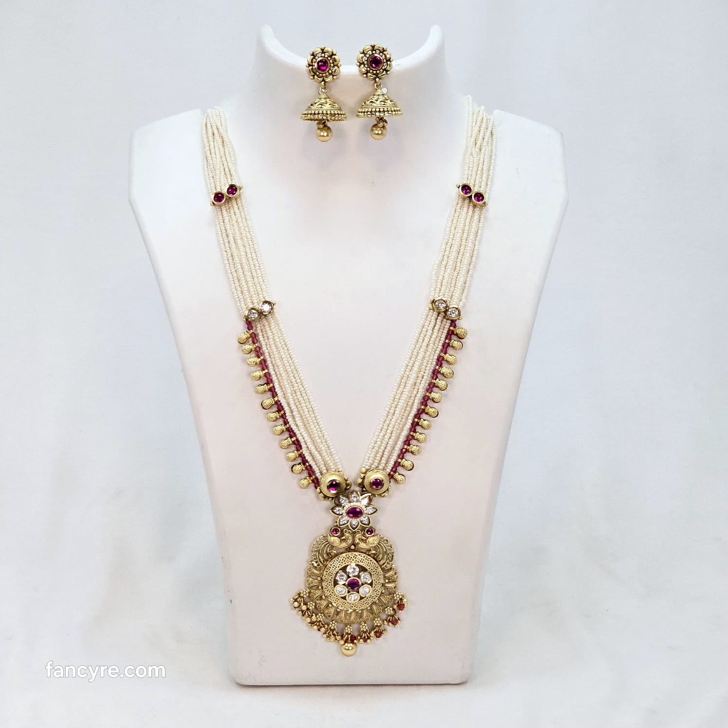 The Lahari Rajwadi Long Necklace