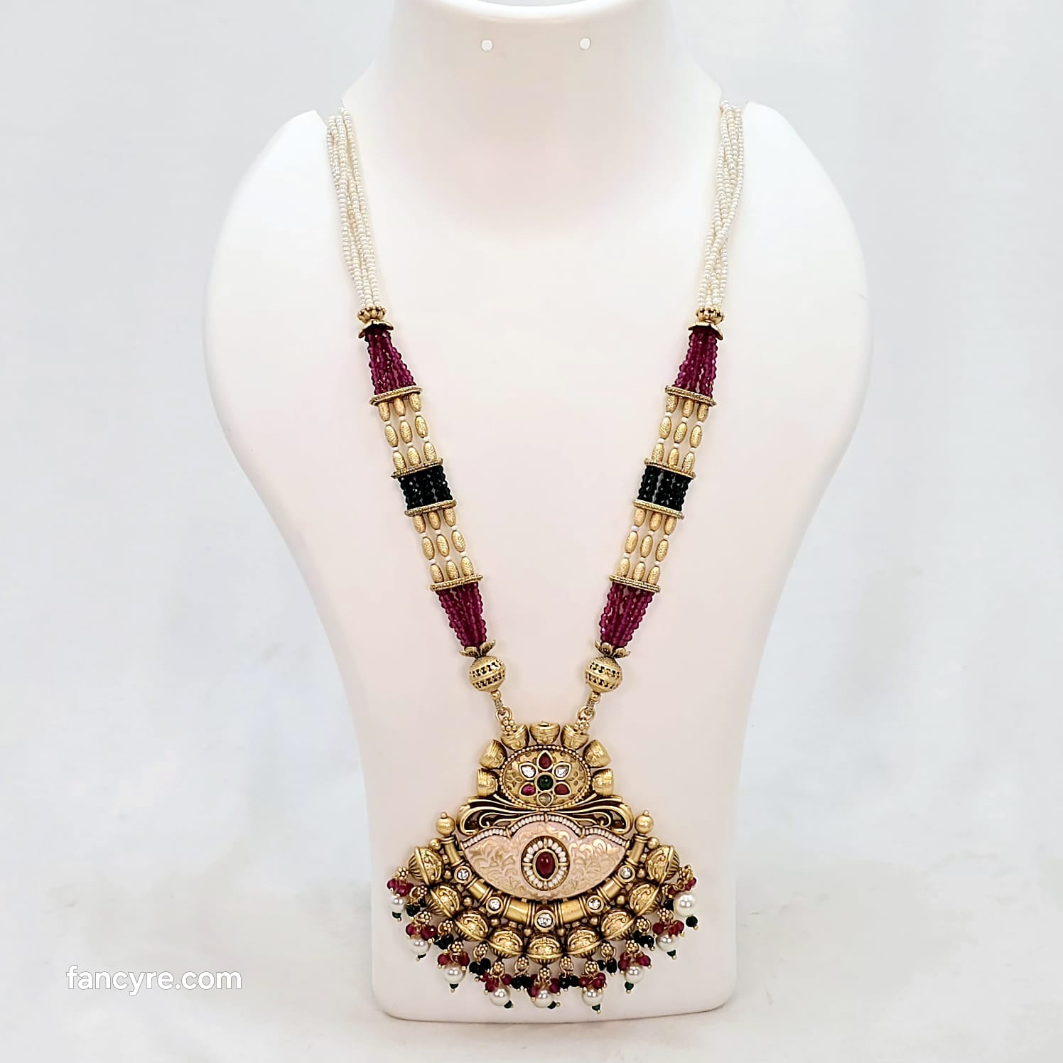 The Vidyavati Rajwadi Long Necklace