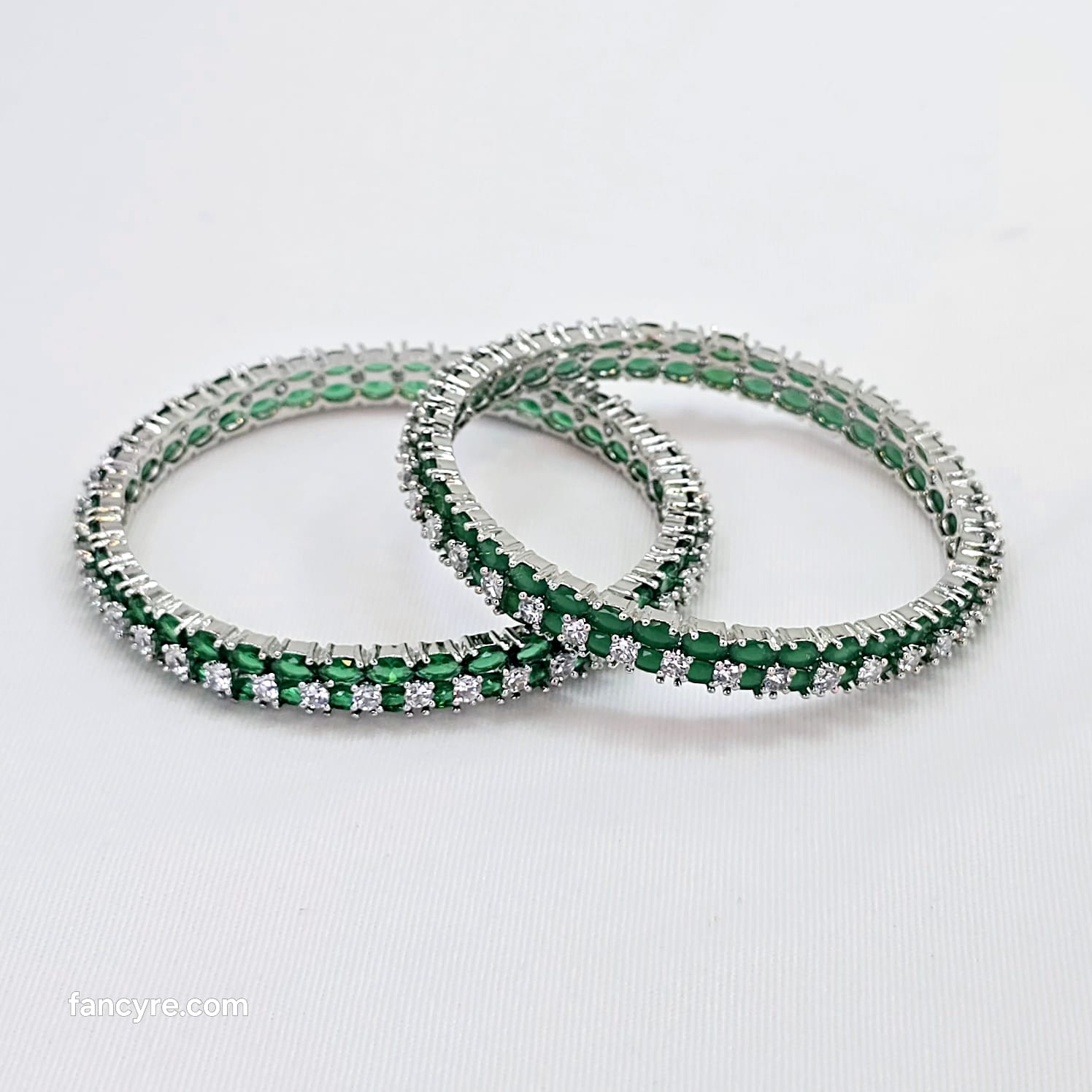 The Kendall Whitegold A.D Bangle