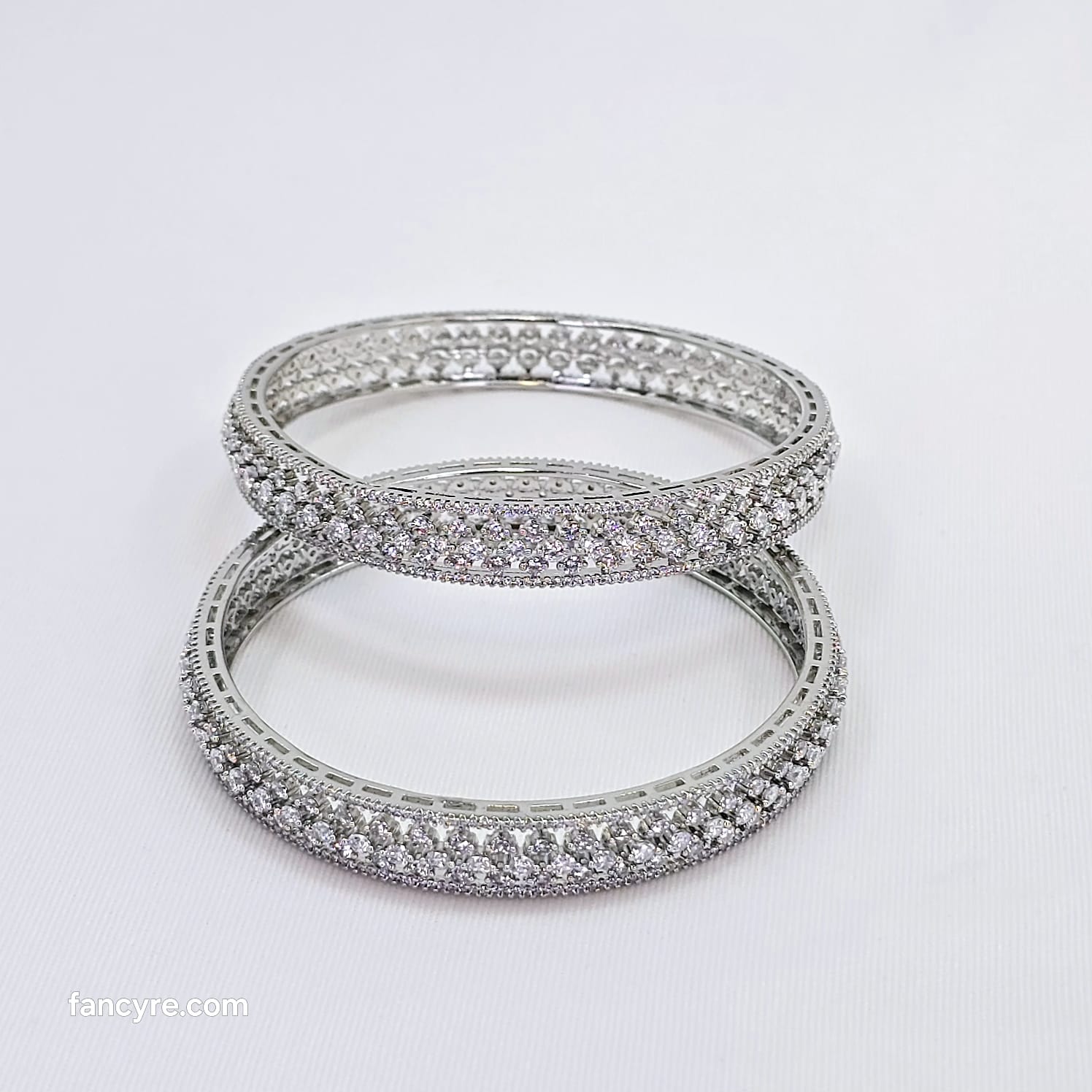 The Alora Whitegold A.D Bangle