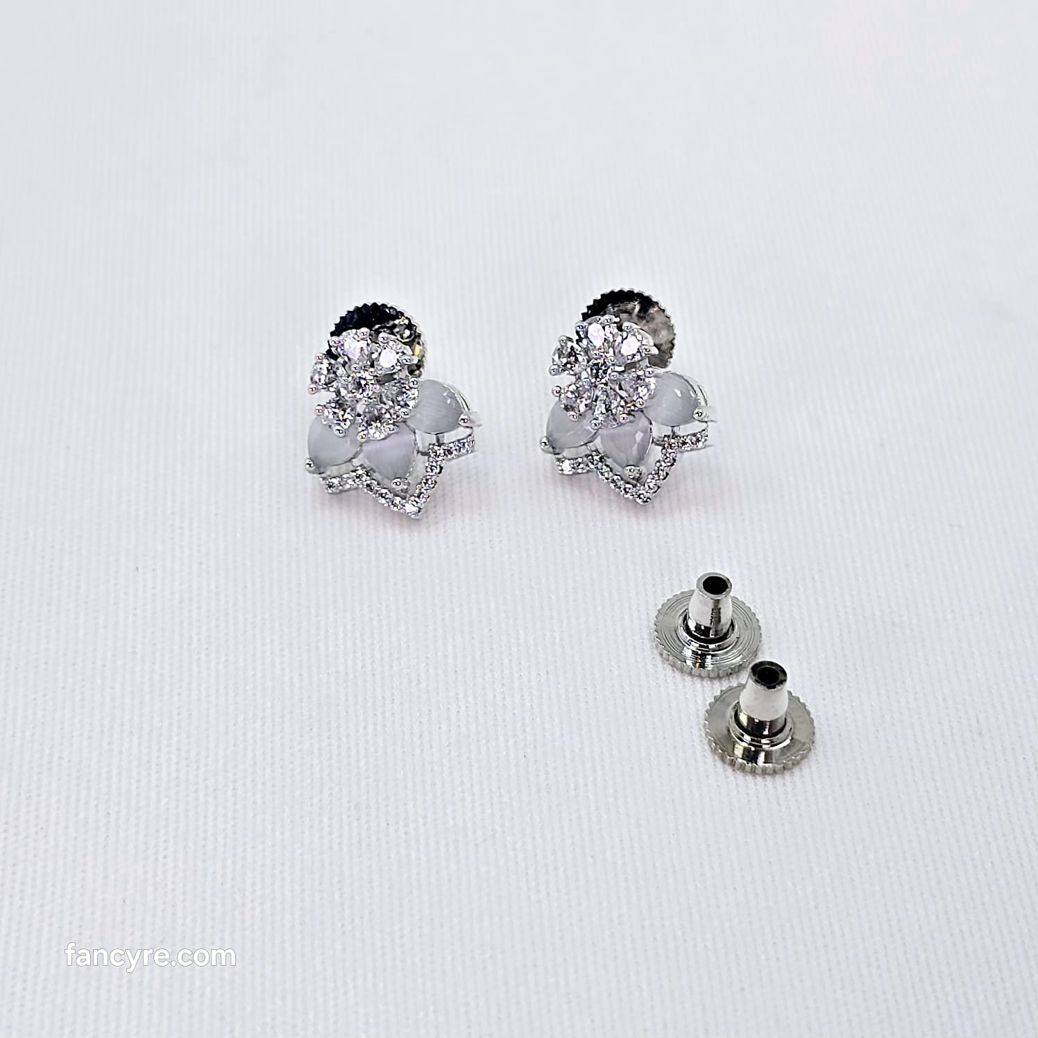The Sloane Whitegold A.D Earring