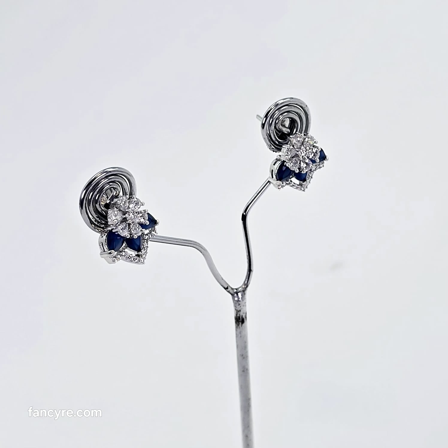The Sloane Whitegold A.D Earring