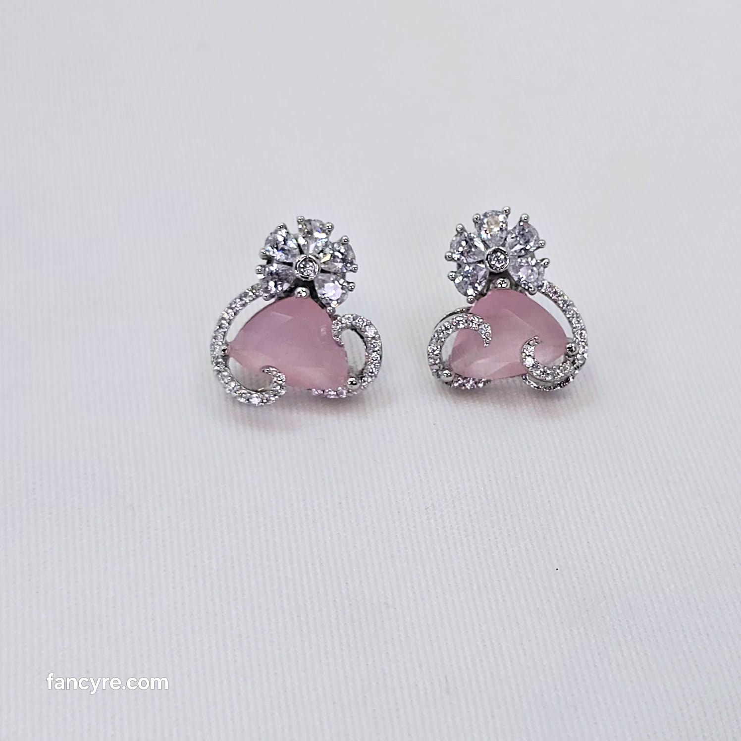 The Brina Whitegold A.D Earring