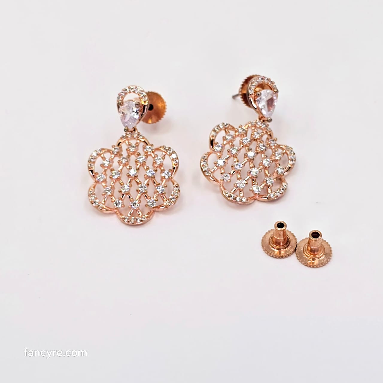 The Henry Rosegold A.D Earring