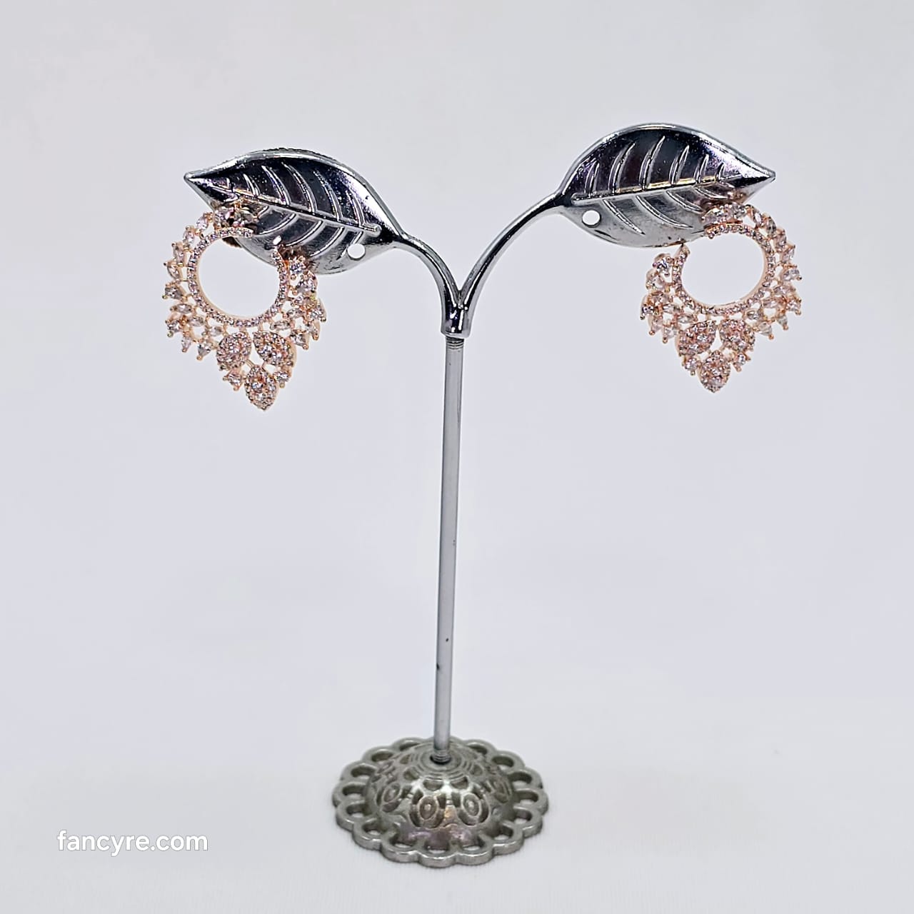 The Reley Rosegold A.D Earring