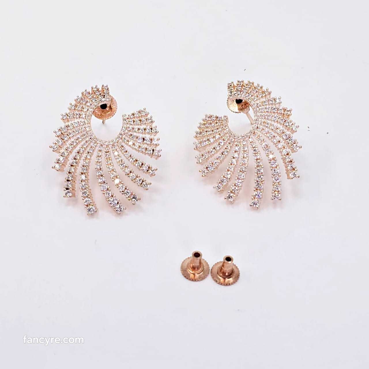 The Keynat Rosegold A.D Earring