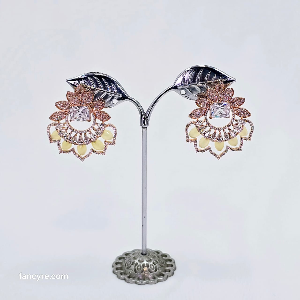 The Ember Rosegold A.D Earring