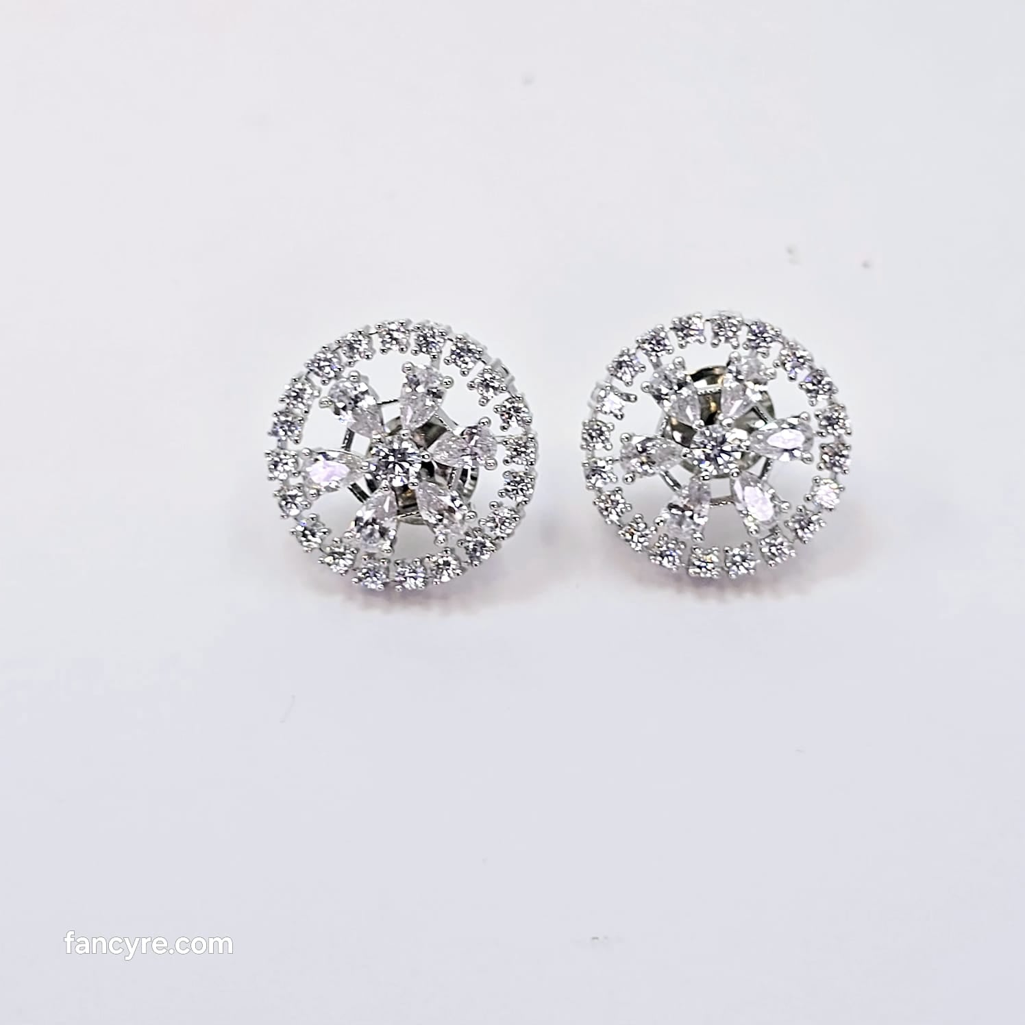 The Rabiya Whitegold A.D Earring