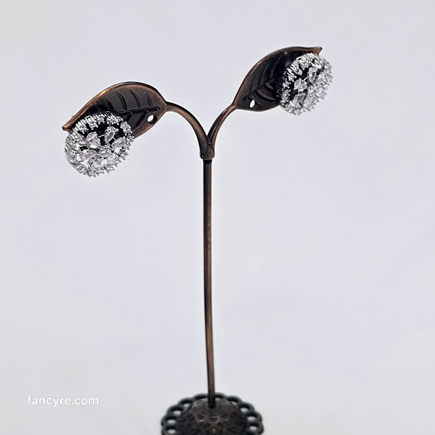 The Rabiya Whitegold A.D Earring