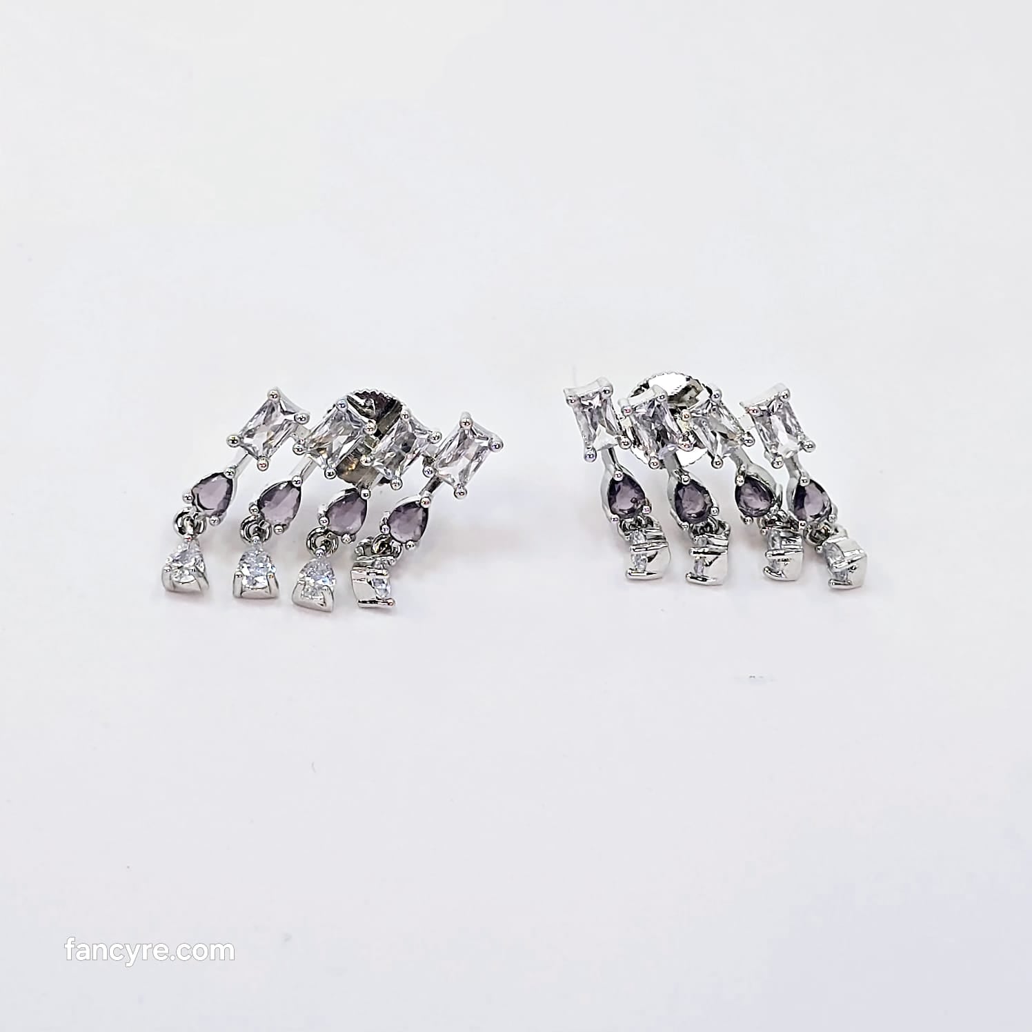 The Starling Whitegold A.D Earring