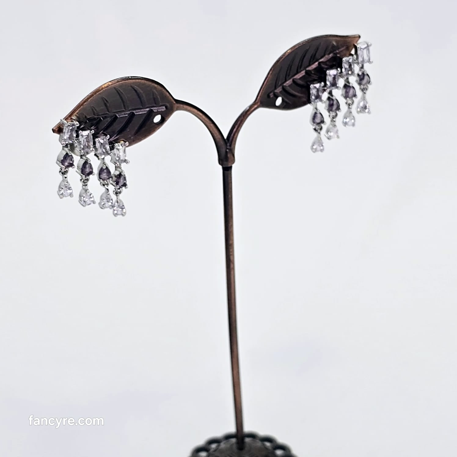 The Starling Whitegold A.D Earring