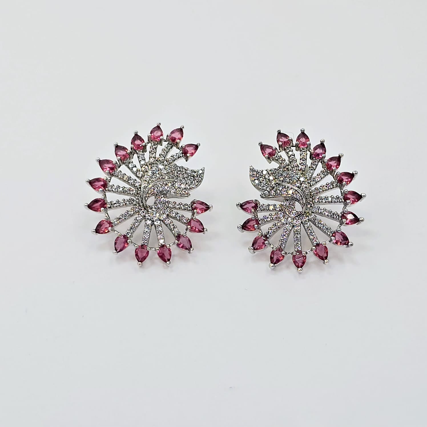 The Sabine Whitegold A.D Earring