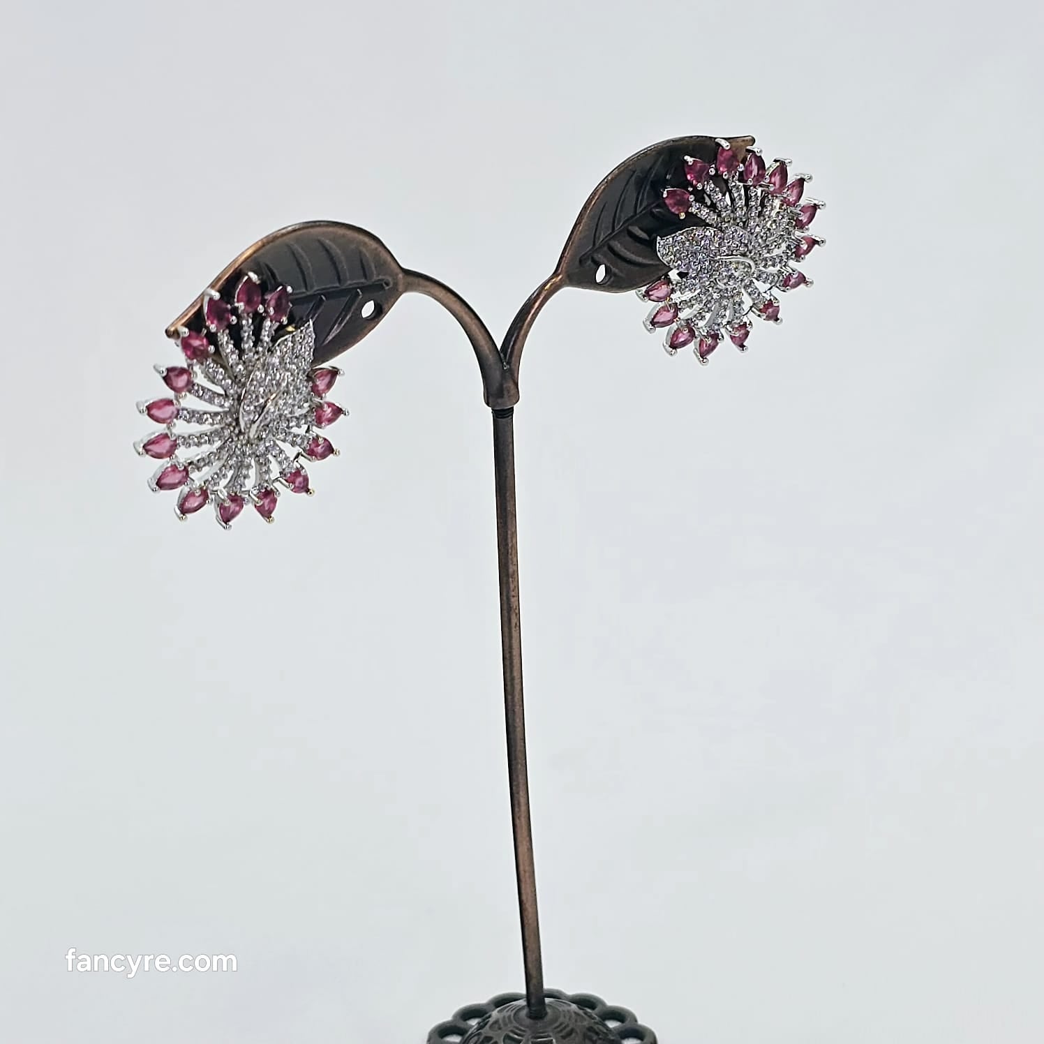 The Sabine Whitegold A.D Earring