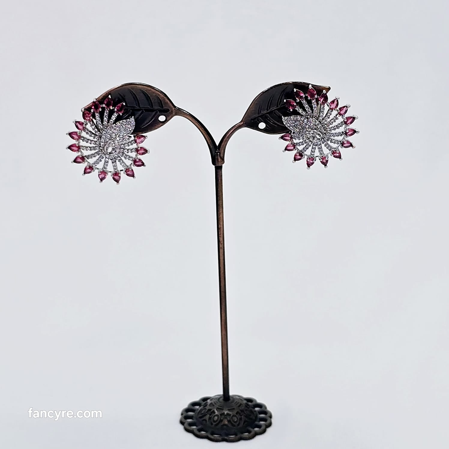 The Sabine Whitegold A.D Earring