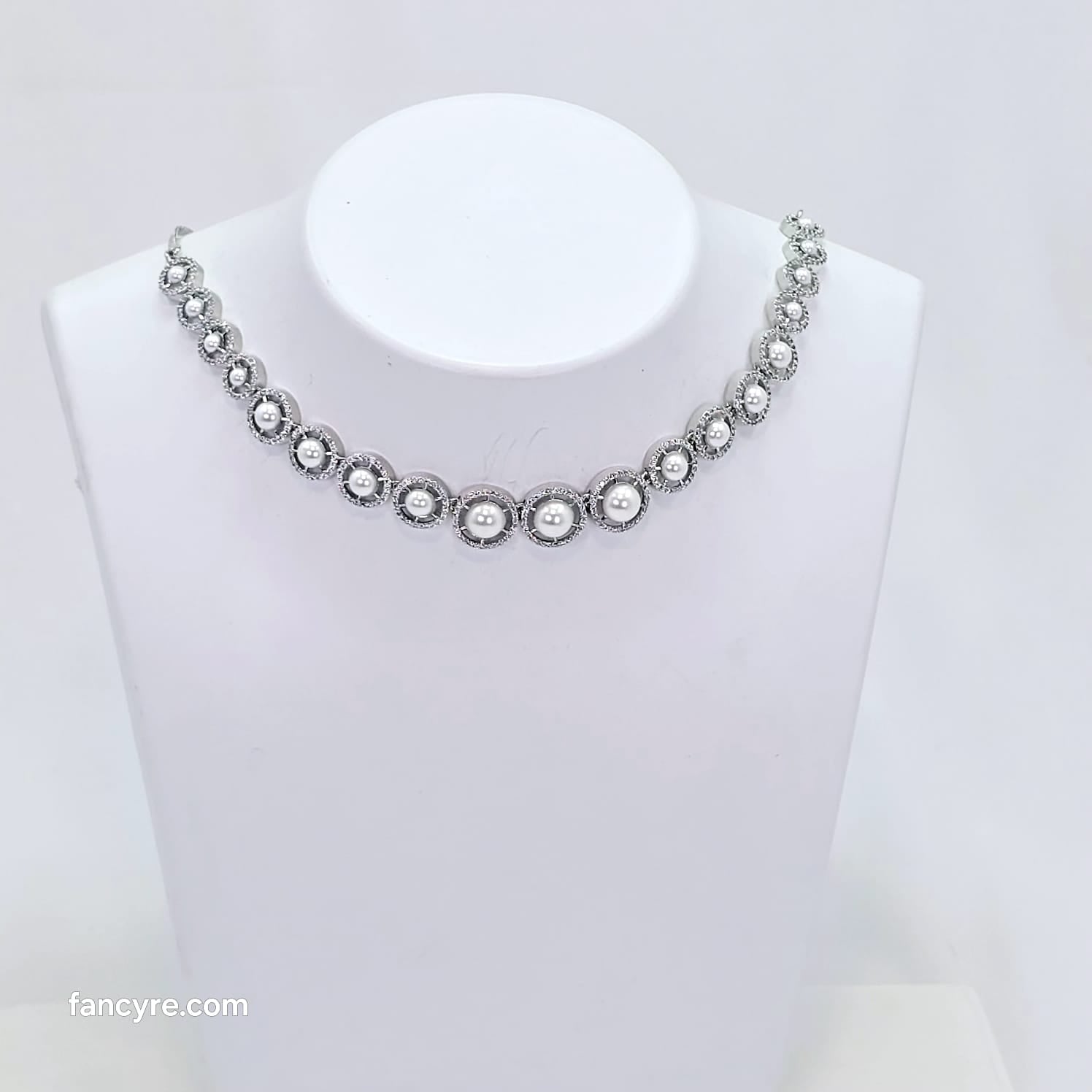 The Amelia Whitegold A.D Necklace