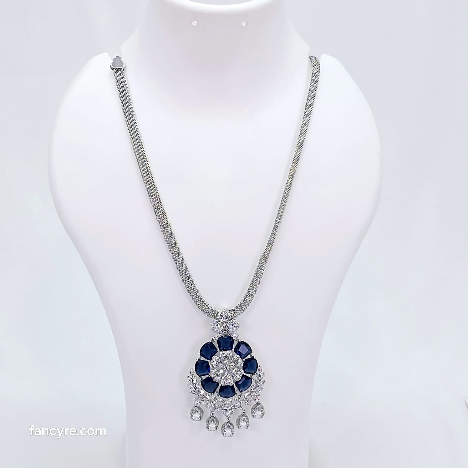 The Denny Whitegold A.D Necklace
