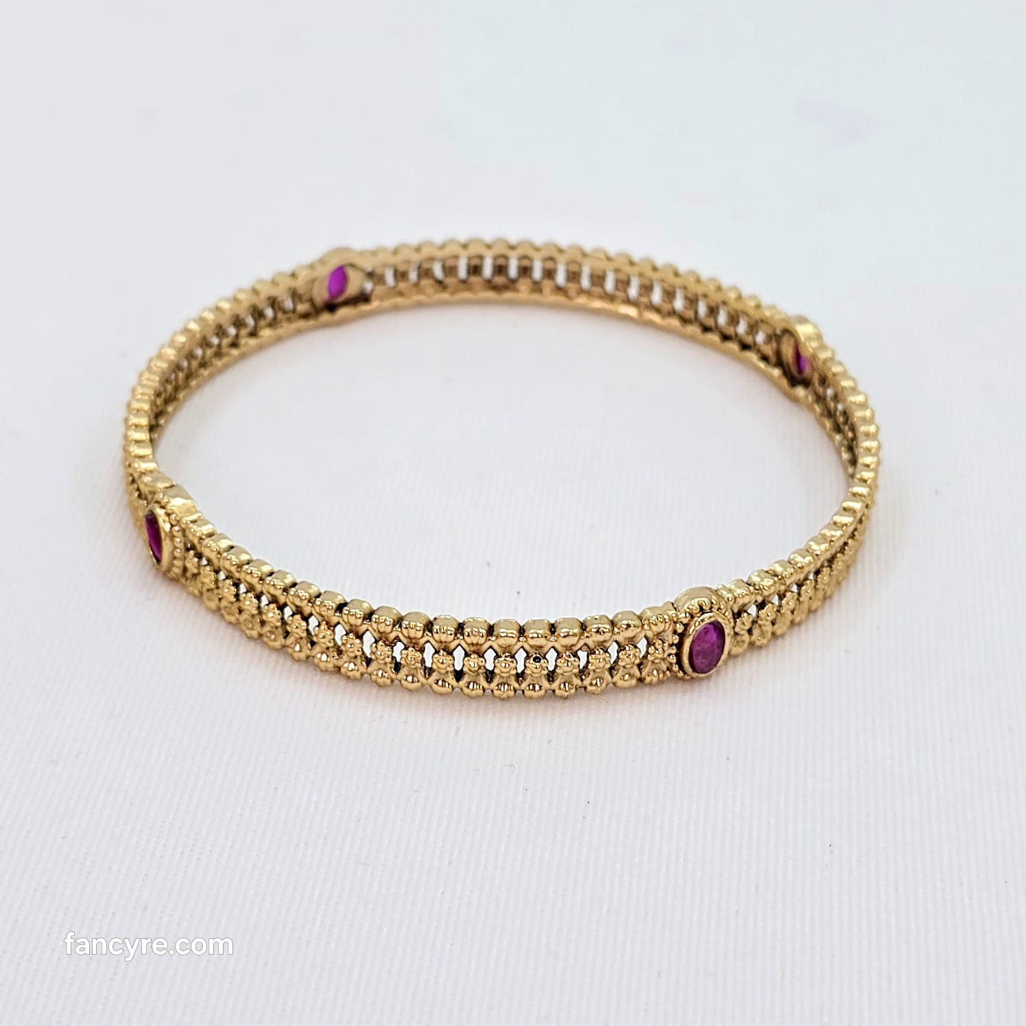 The Rajita Rajwadi Bangle