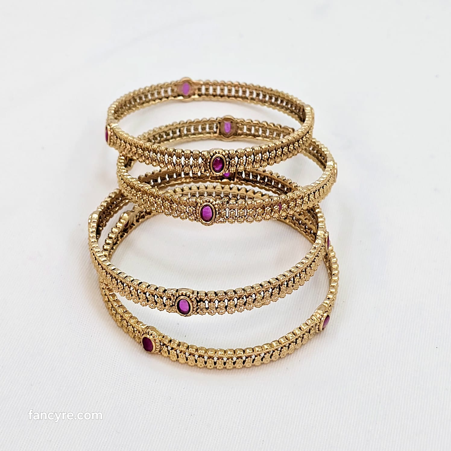 The Rajita Rajwadi Bangle