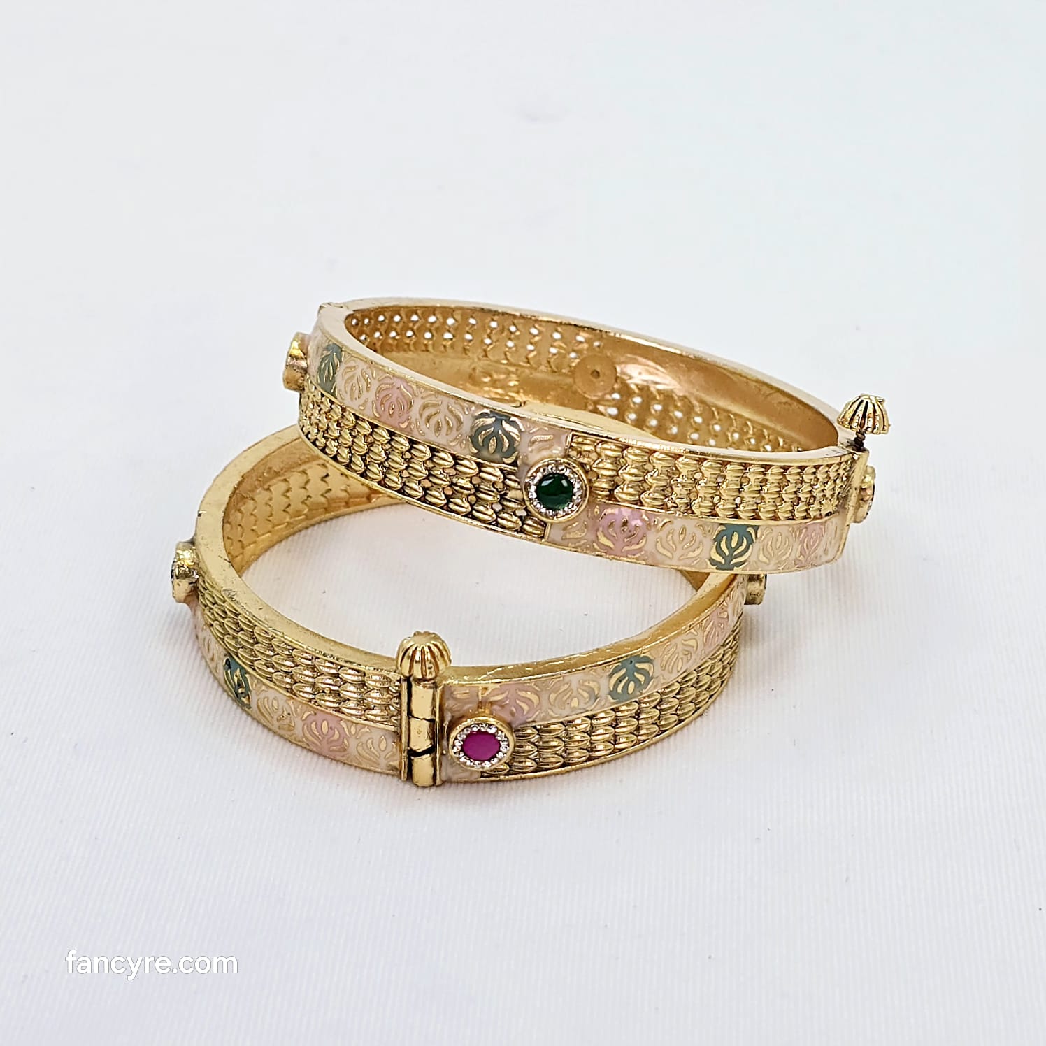 The Radha Rajwadi Bangle