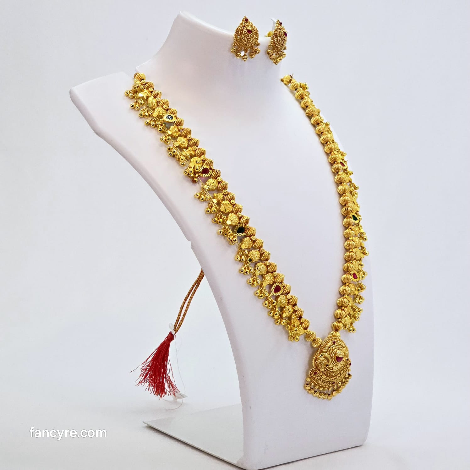 The Soni Antique Goldforming Saaj