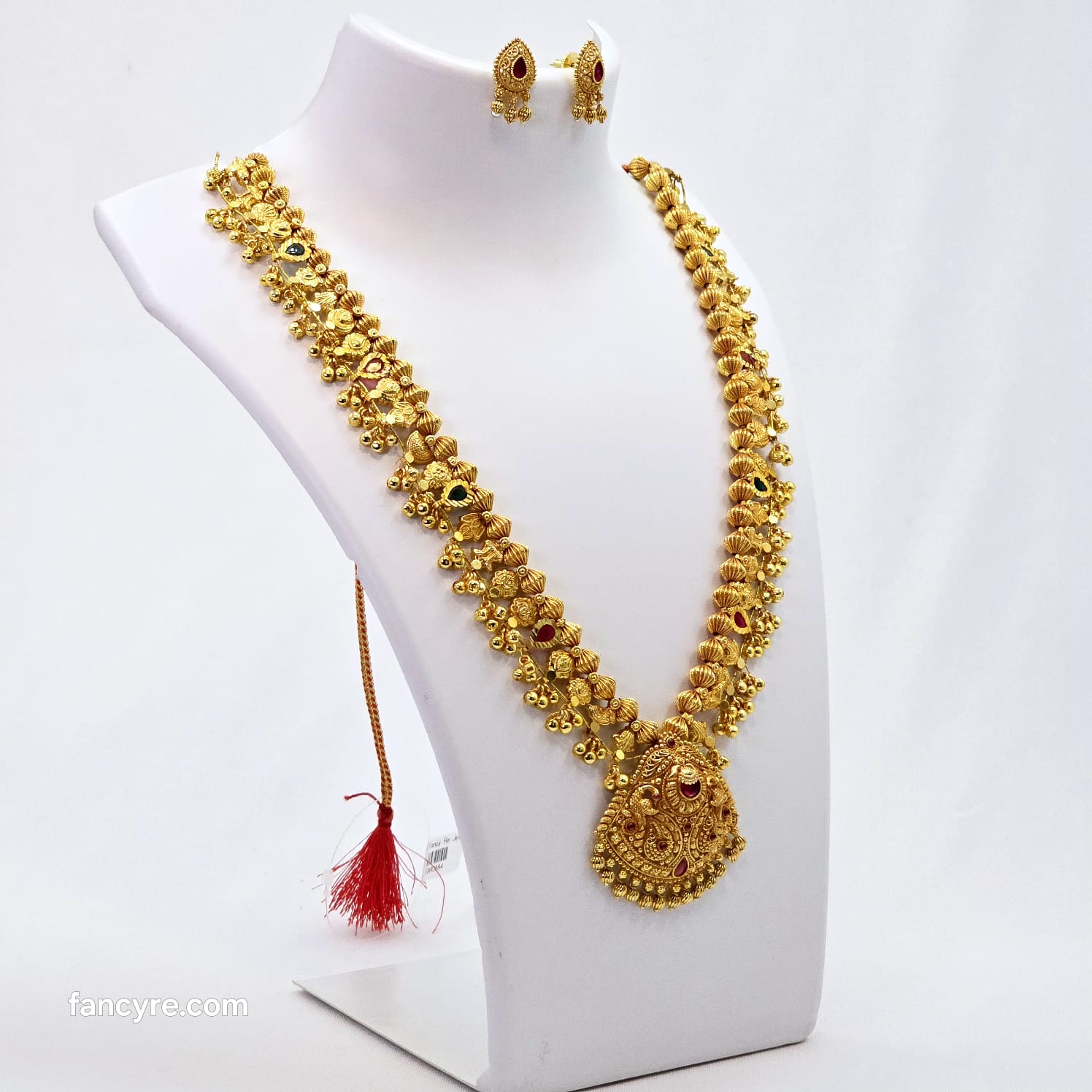 The Anjana Antique Goldforming Saaj