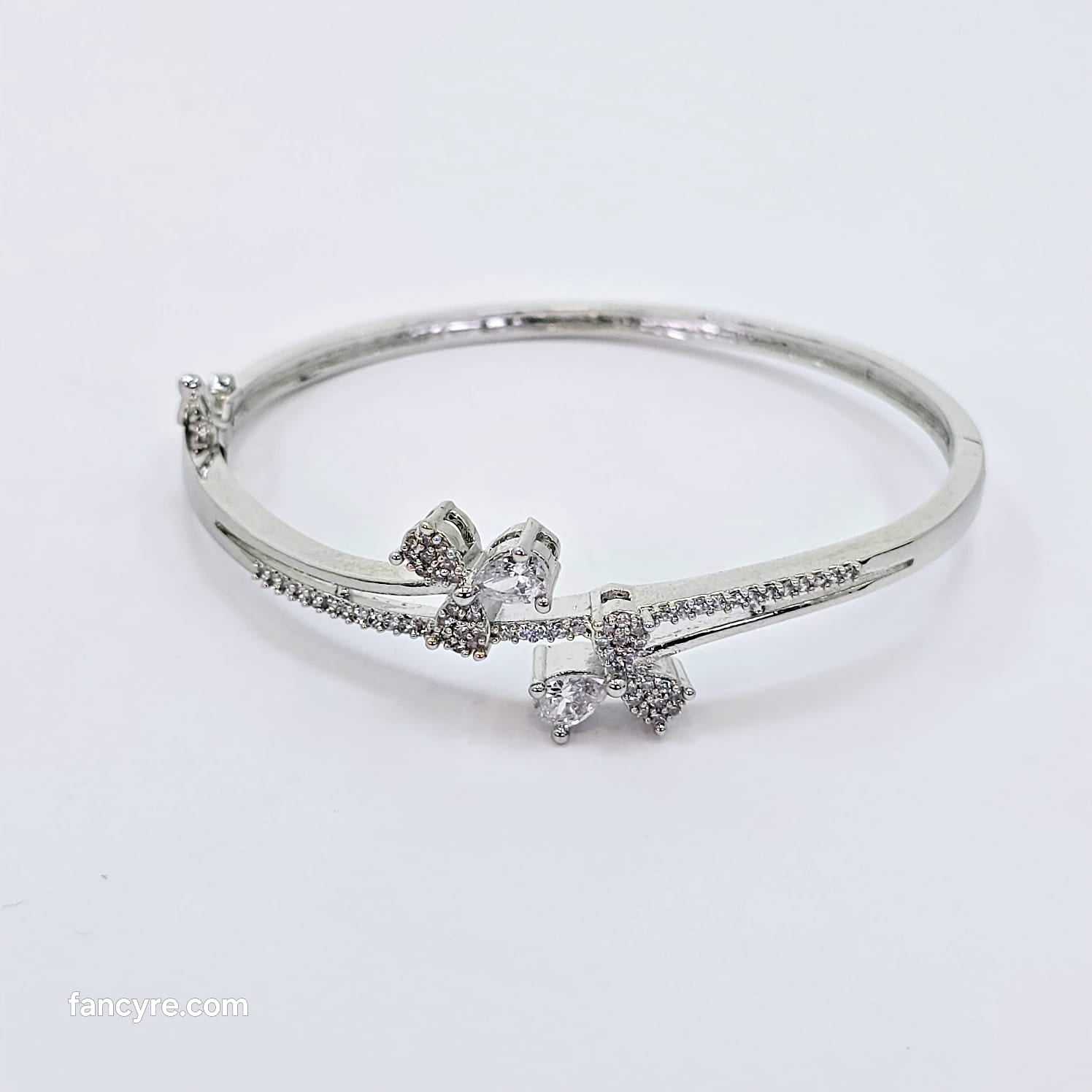 The Malani Whitegold A.D Bracelet