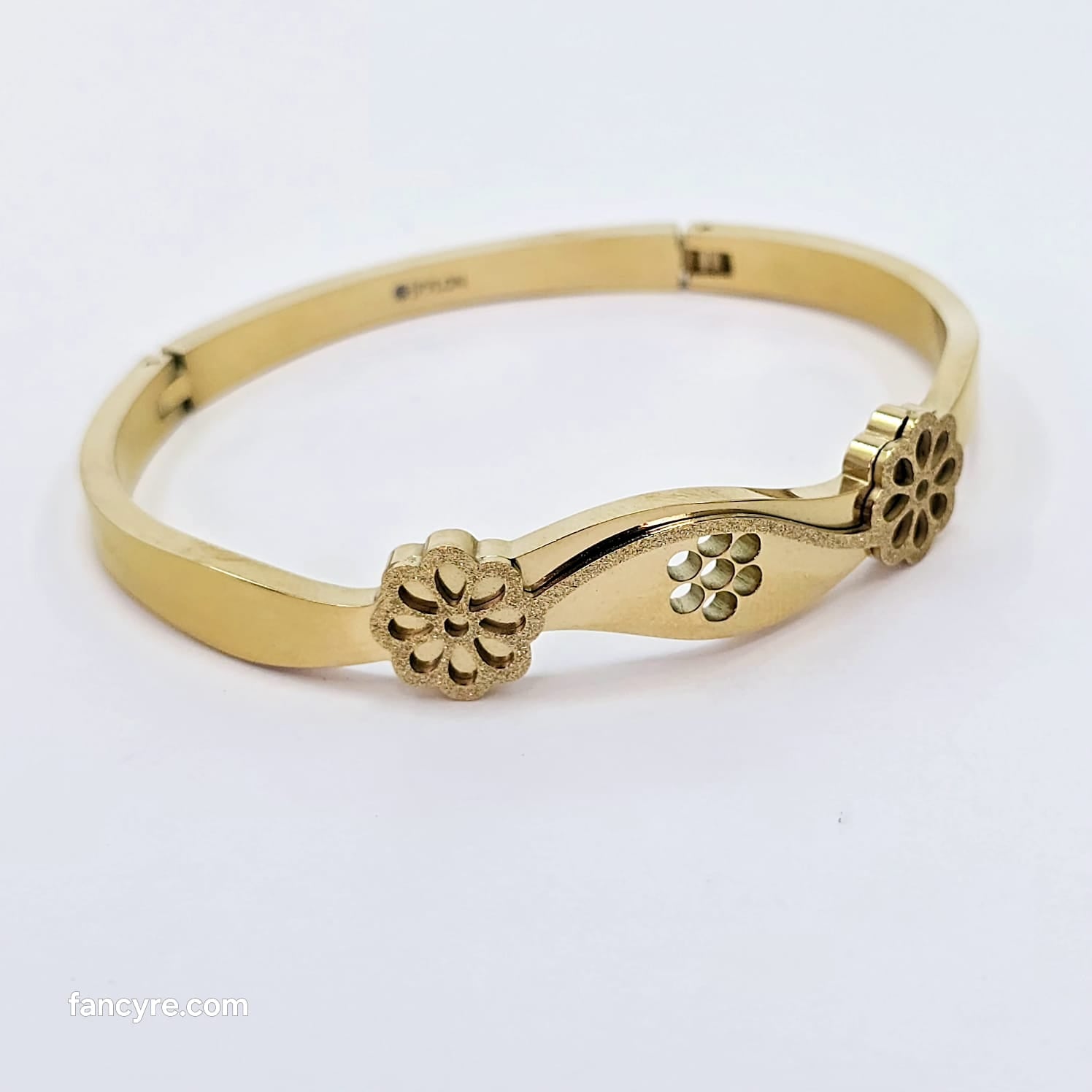 The Maeve Yellowgold A.D Bracelet
