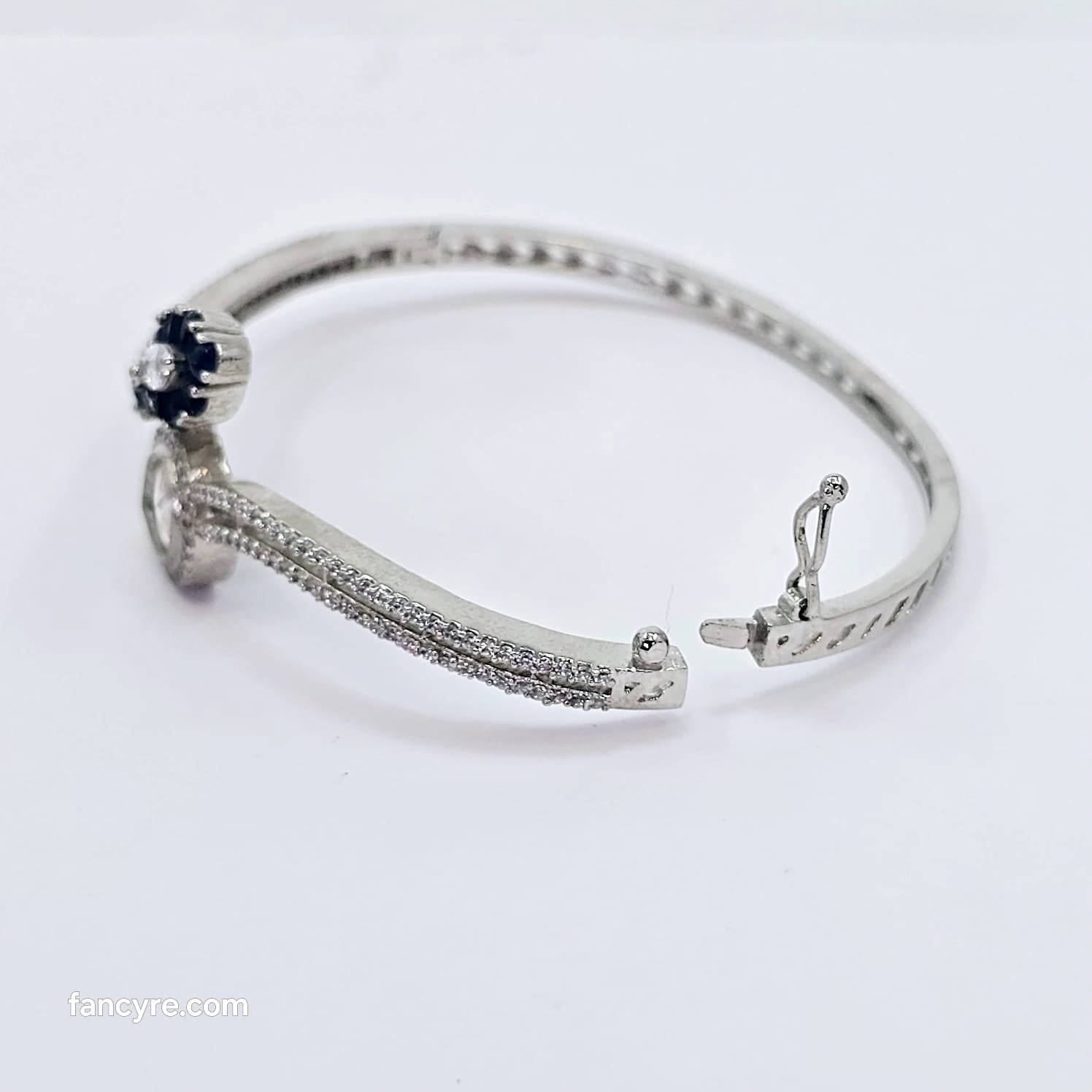The Miriam Whitegold A.D Bracelet
