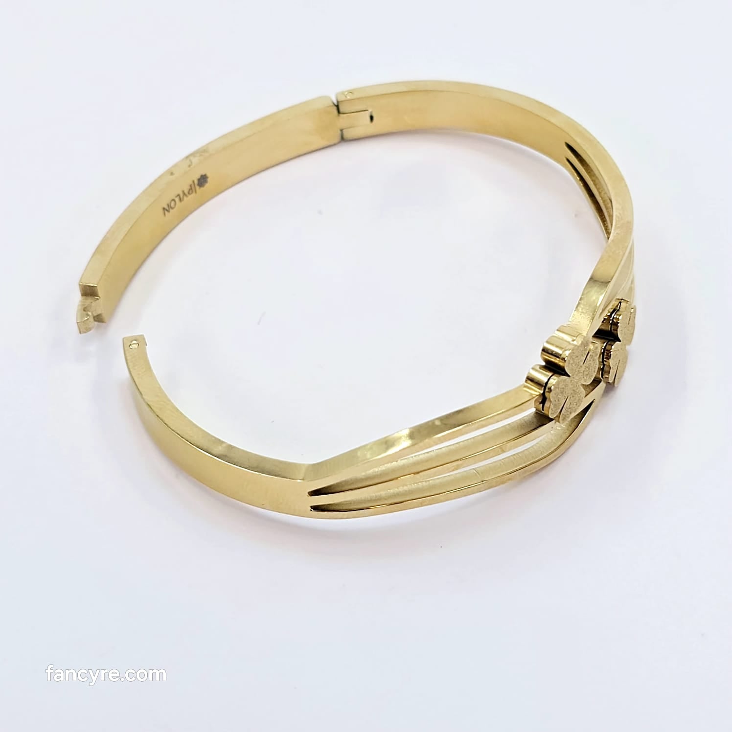 The Olsen Yellowgold A.D Bracelet
