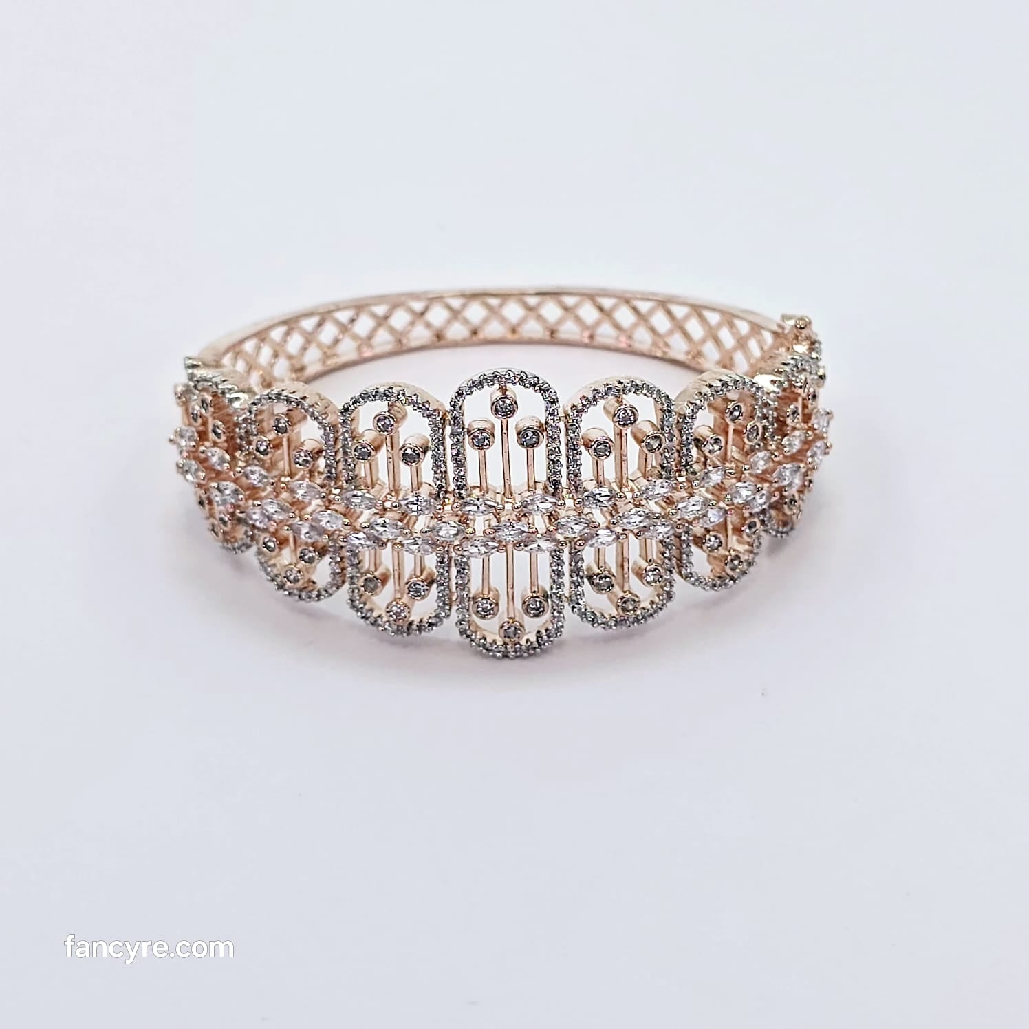 The Oleen Rosegold A.D Bracelet