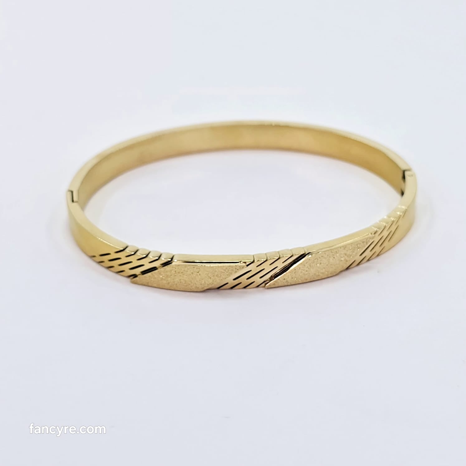 The Nolan Yellowgold A.D Bracelet