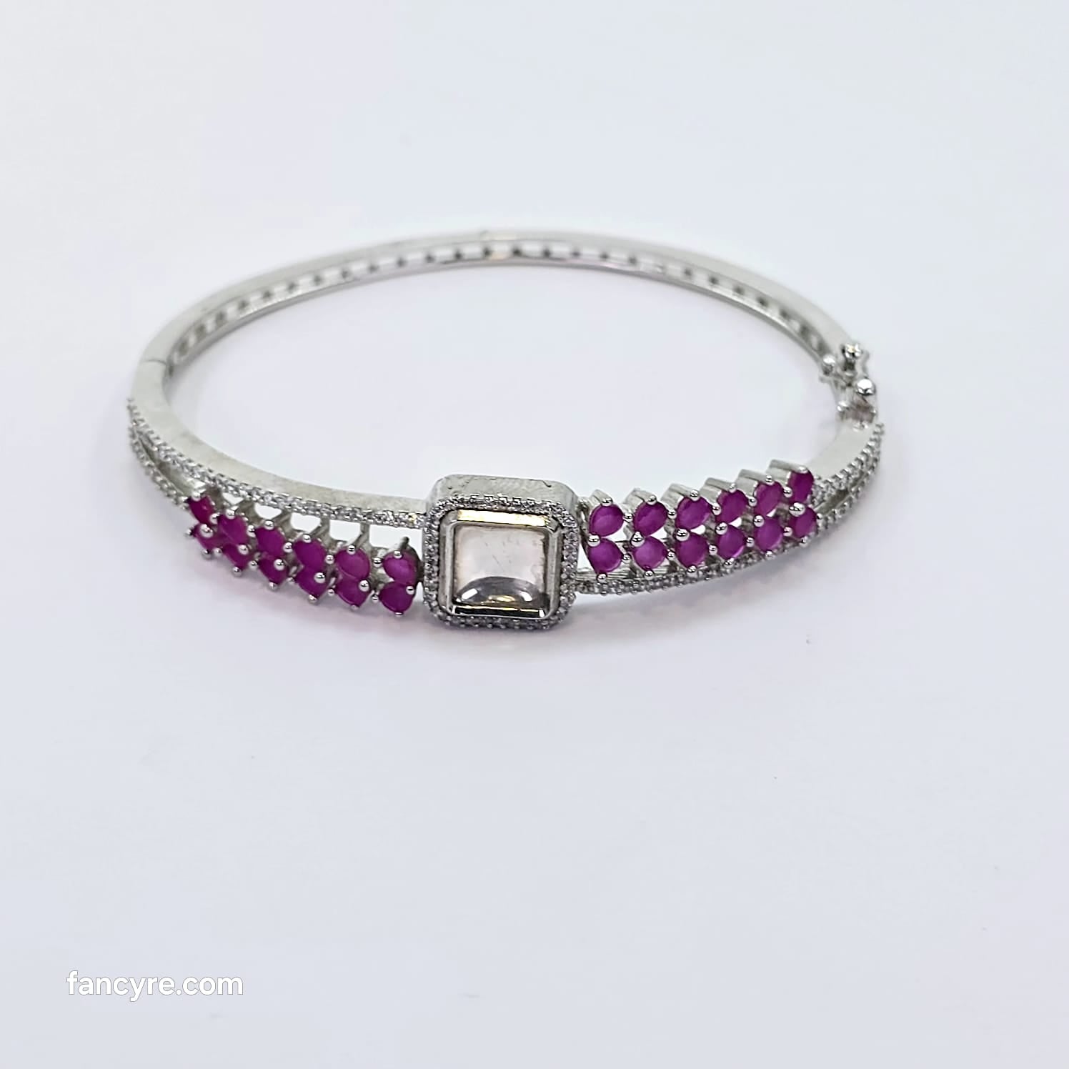 The Halyna Whitegold A.D Bracelet