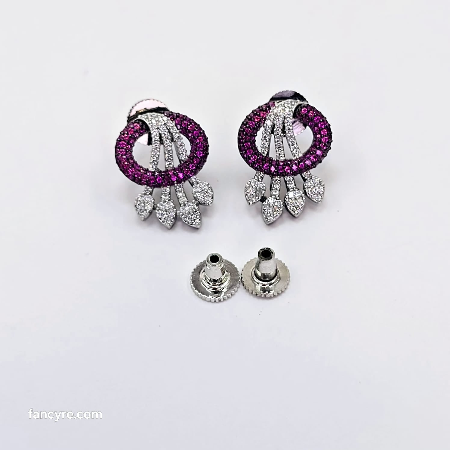 The Ozias Blackgold A.D Pendant Earring