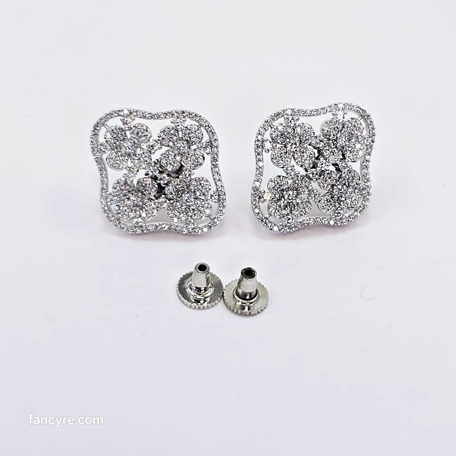 The Henri Whitegold A.D Pendant Earring