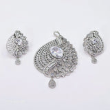 The Magnolia Whitegold A.D Pendant Earring