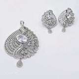 The Magnolia Whitegold A.D Pendant Earring