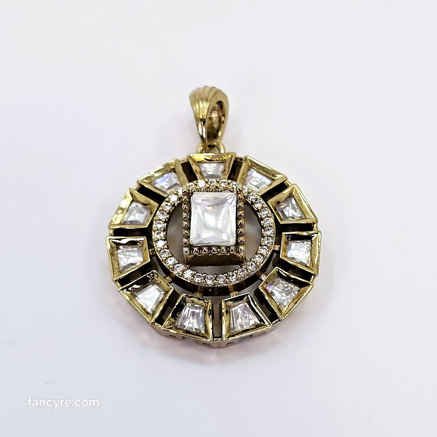 The Miller Victorian Polish Pendant Earring