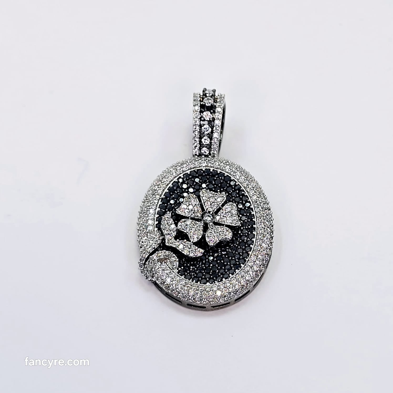 The Mariana Blackgold A.D Pendant Earring