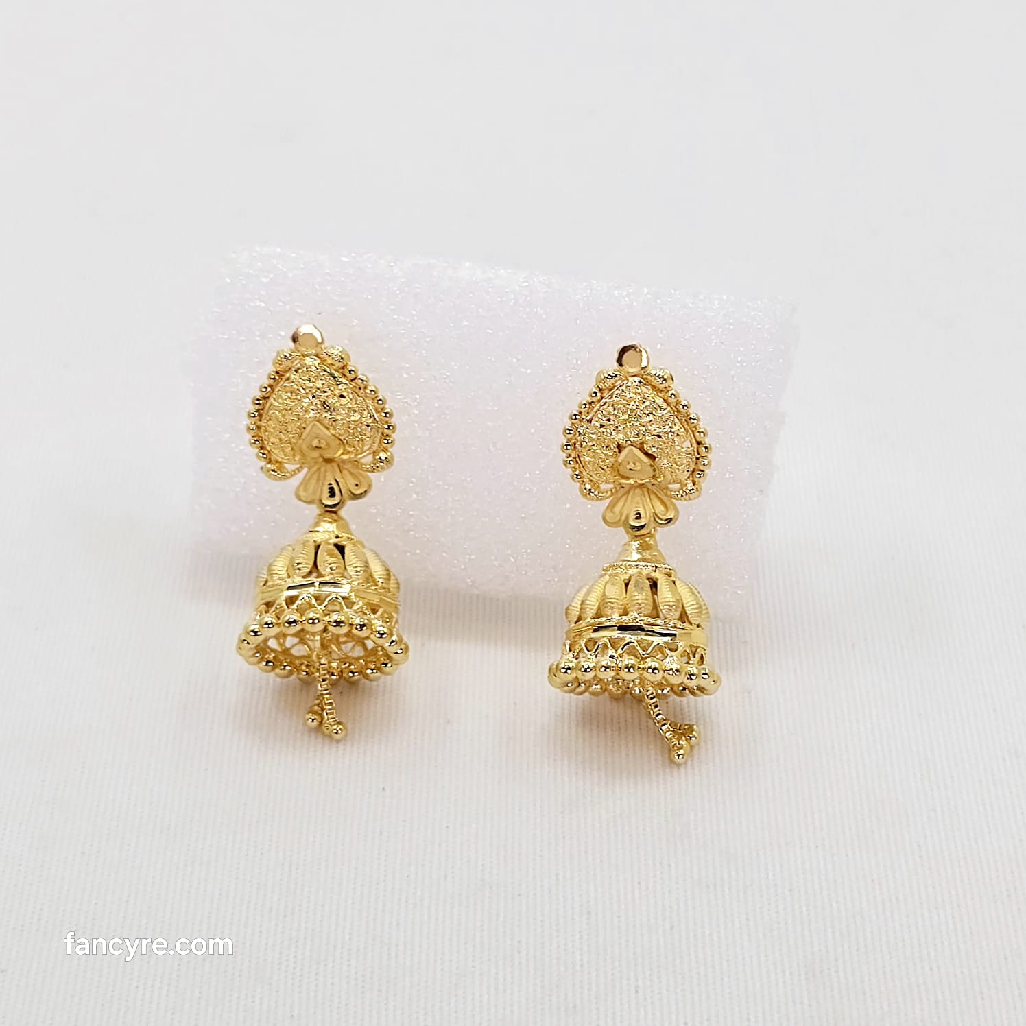 The Hitakshi Goldforming Earring