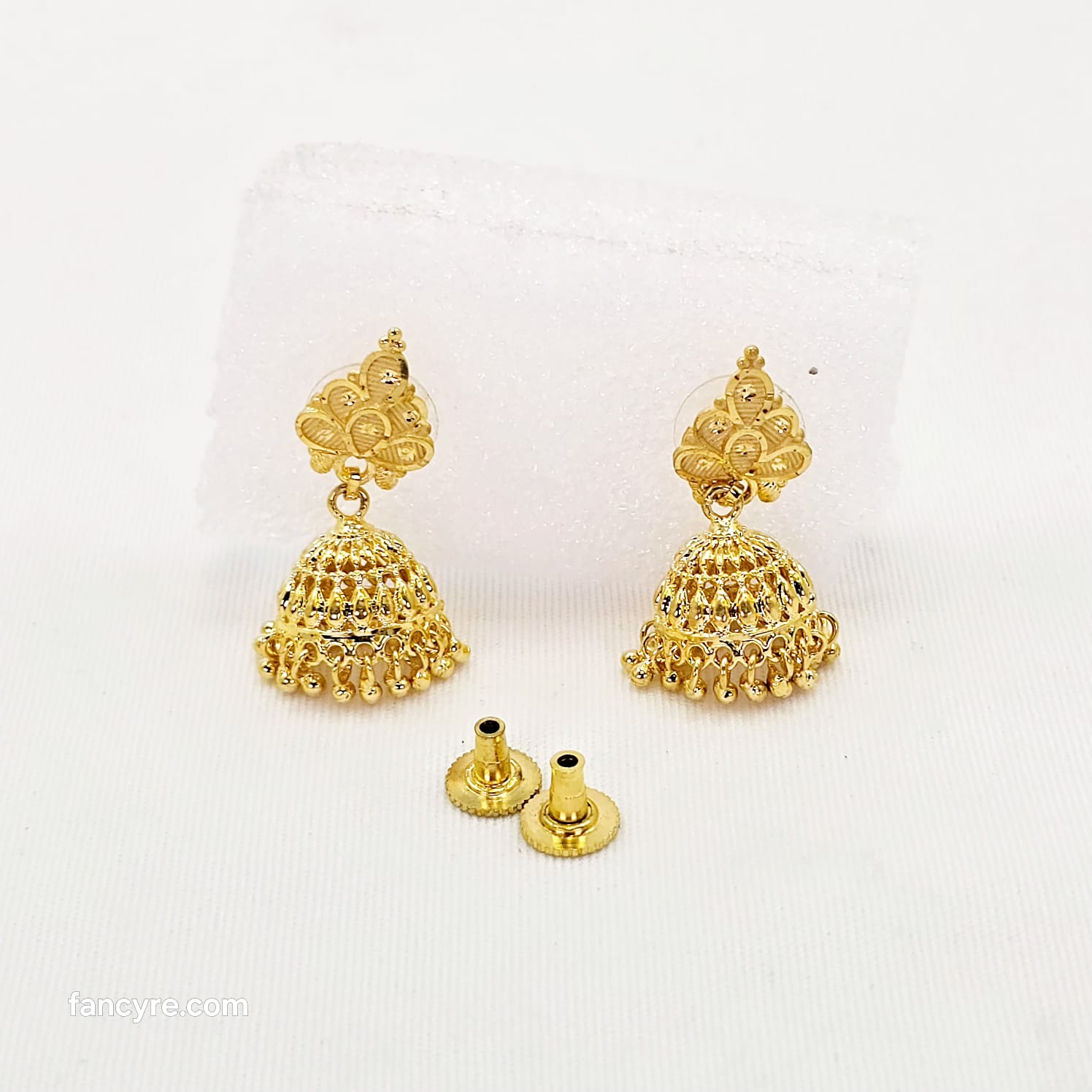 The Jiyana Goldforming Earring