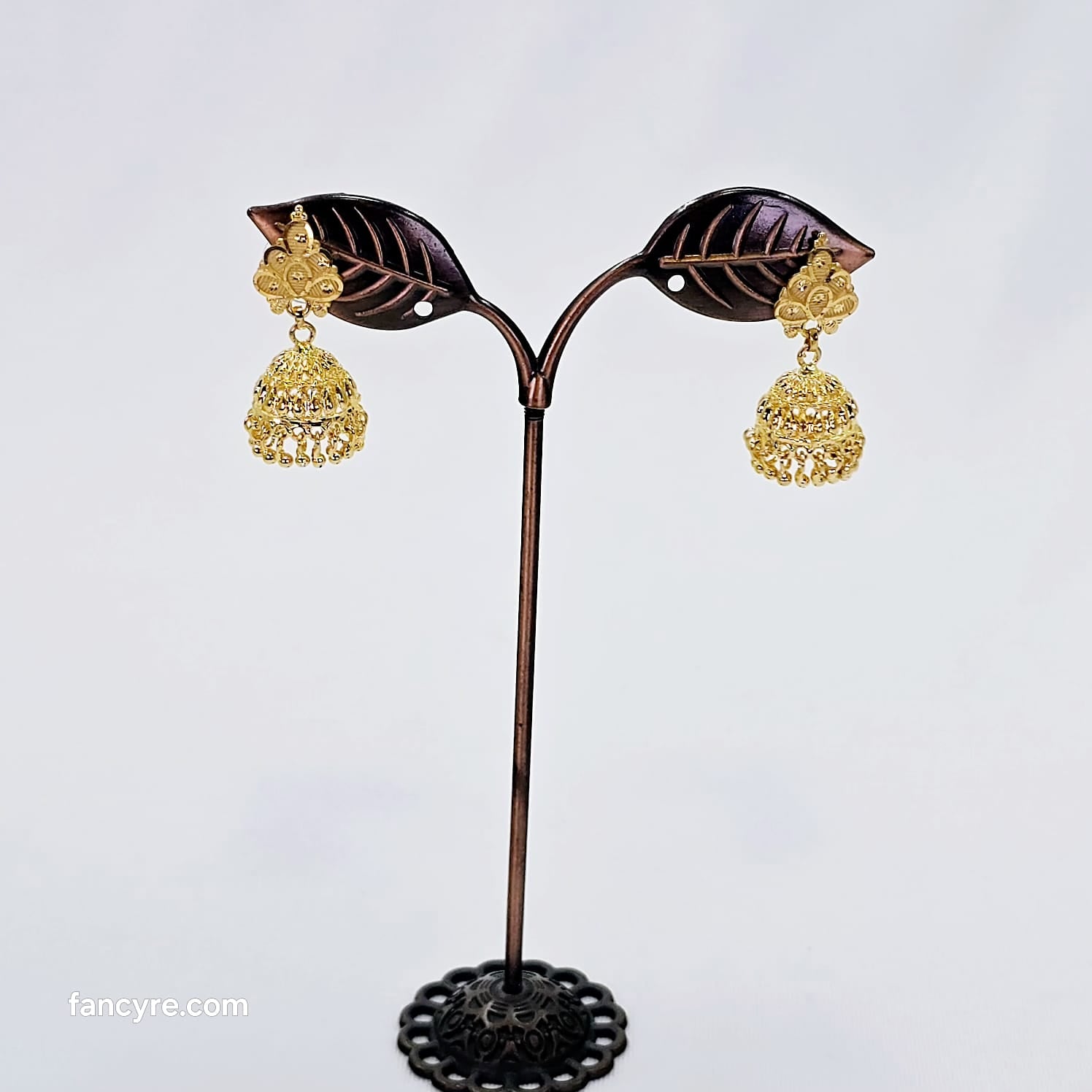 The Jiyana Goldforming Earring