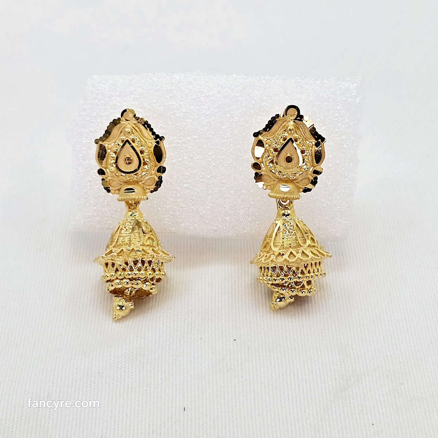 The Harita Goldforming Earring