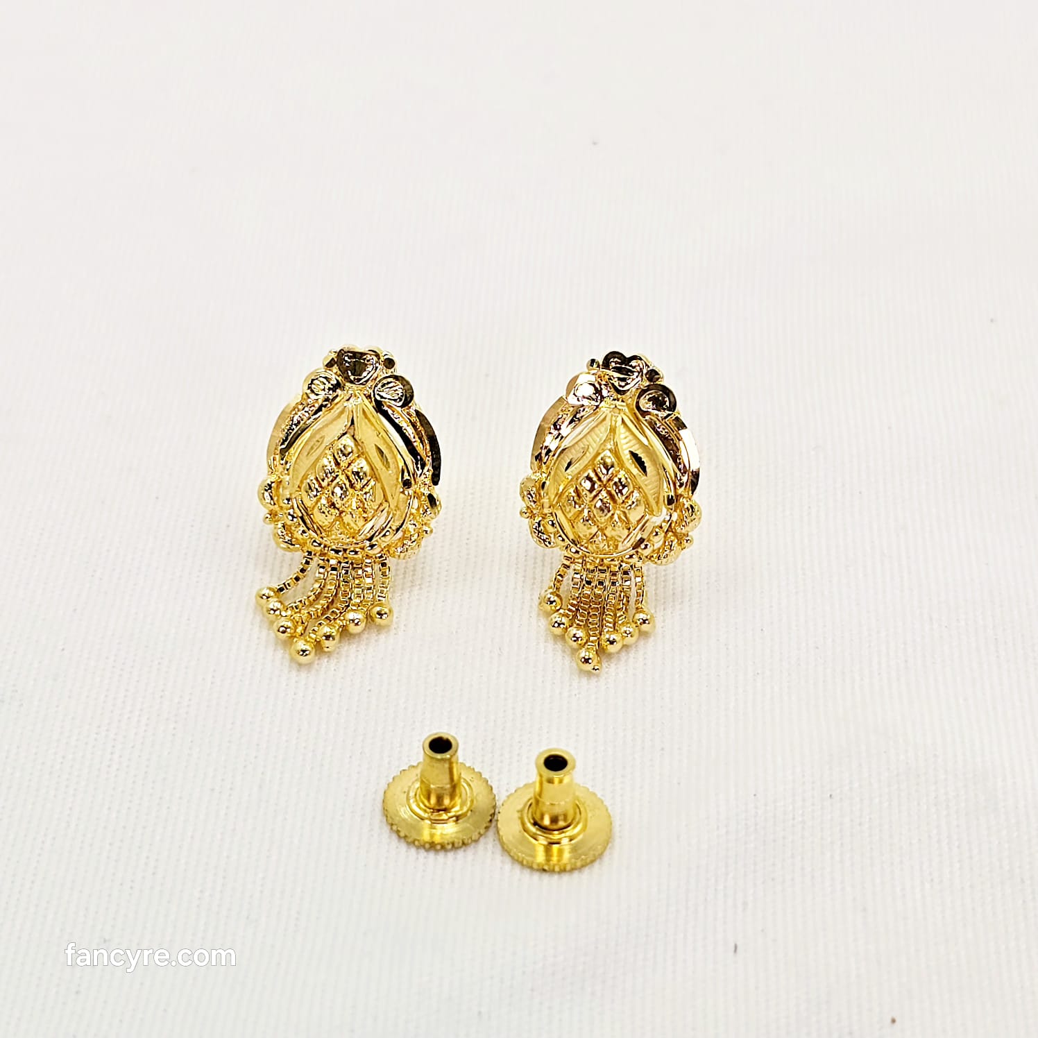 The Jyeshtha Goldforming Earring