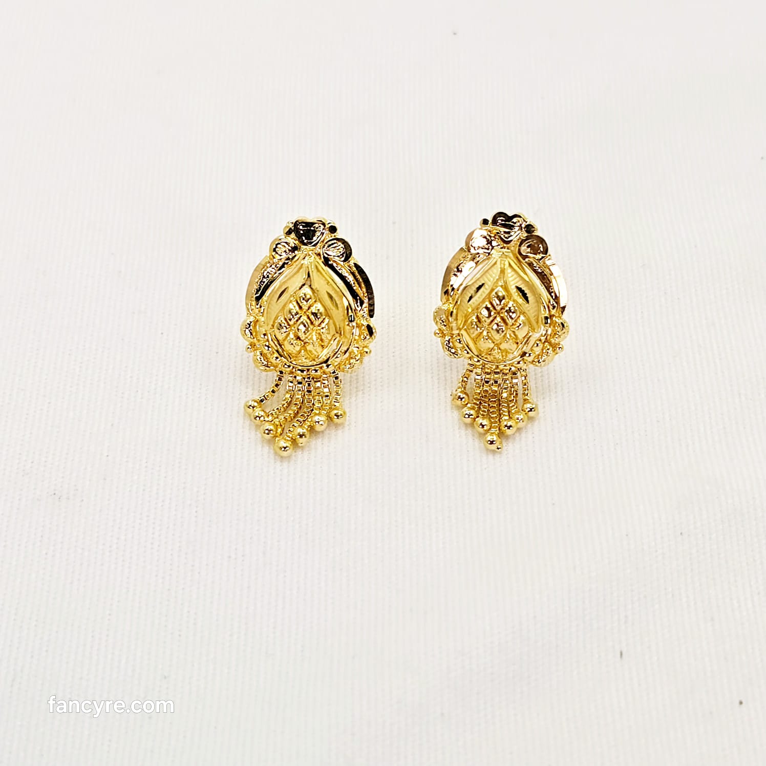 The Jyeshtha Goldforming Earring