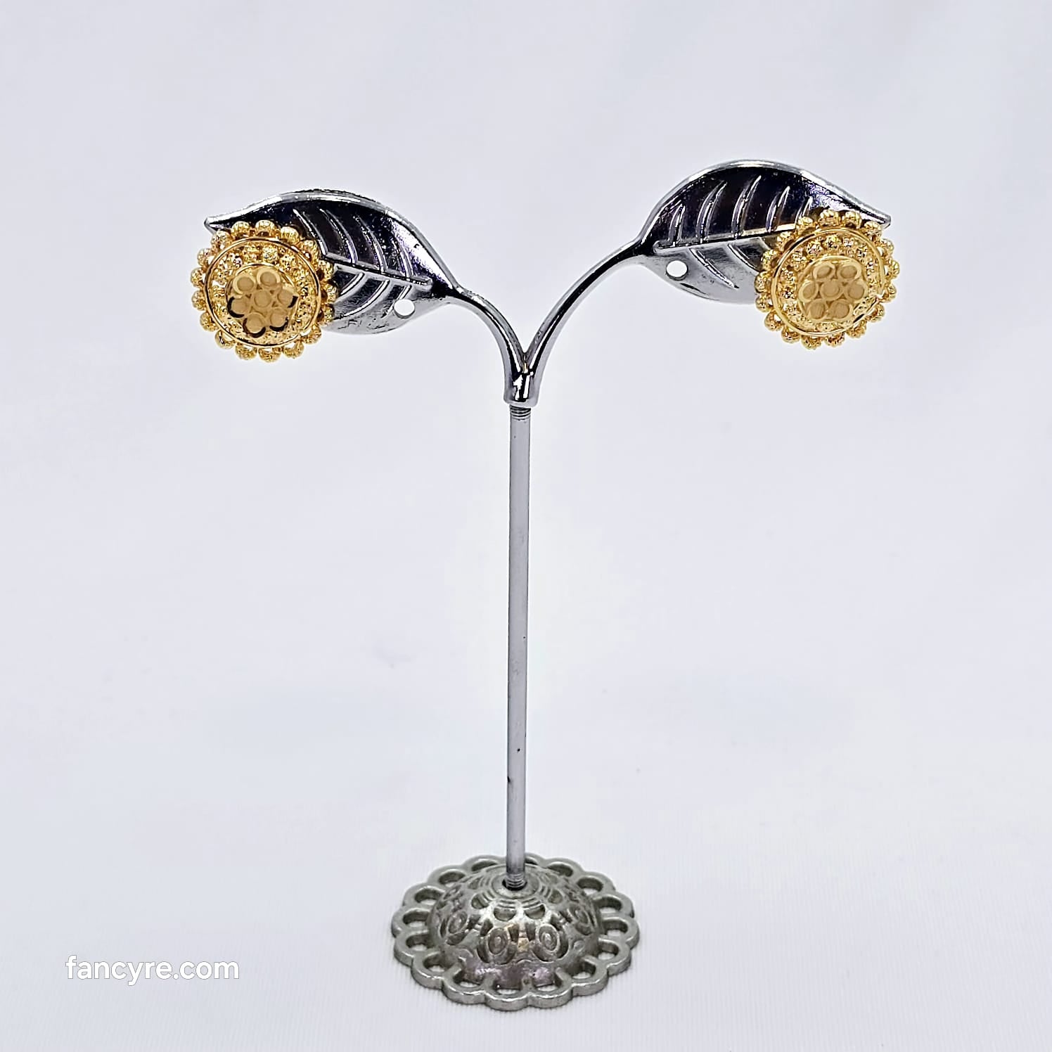 The Hanisha Goldforming Earring