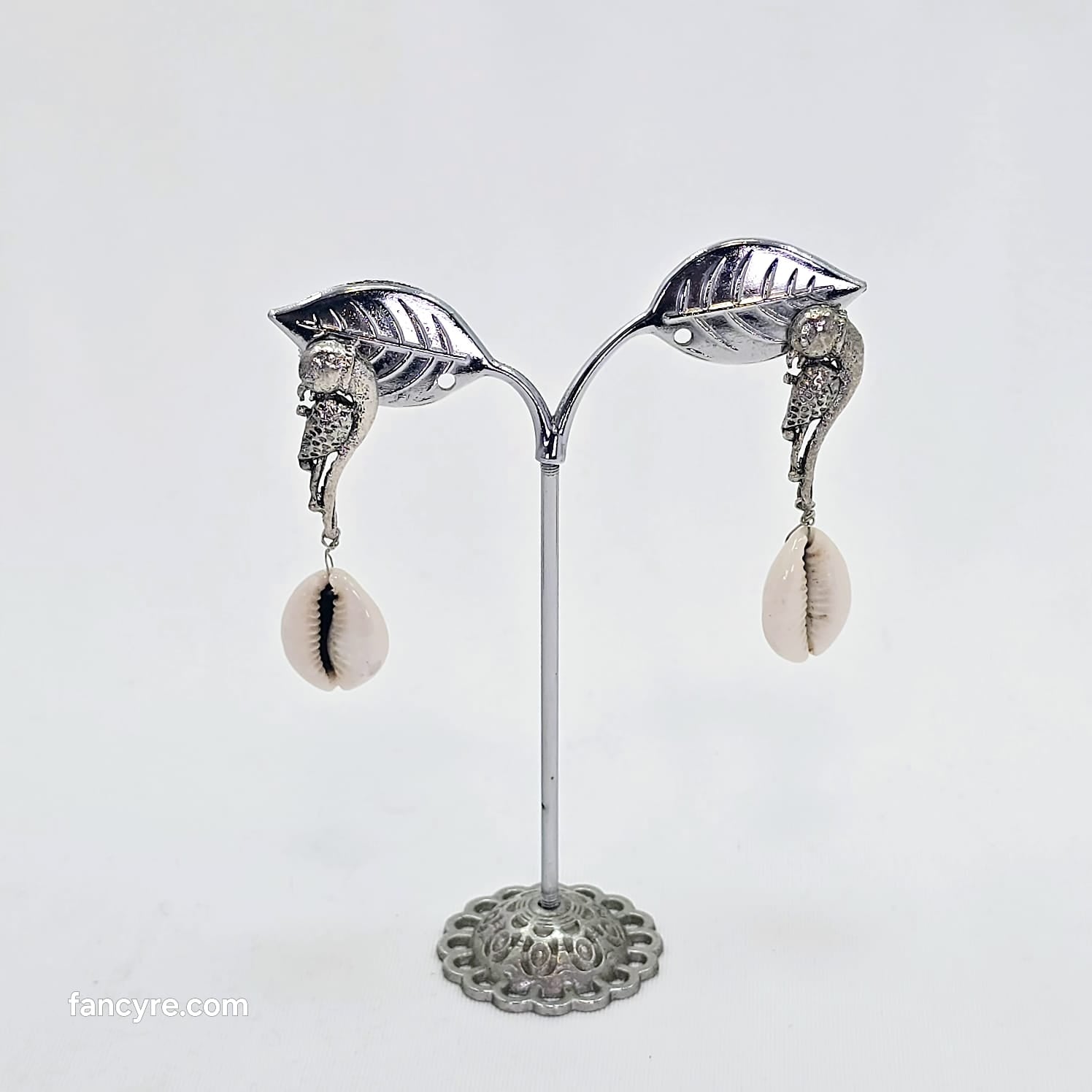 The Berly Oxidized Earring