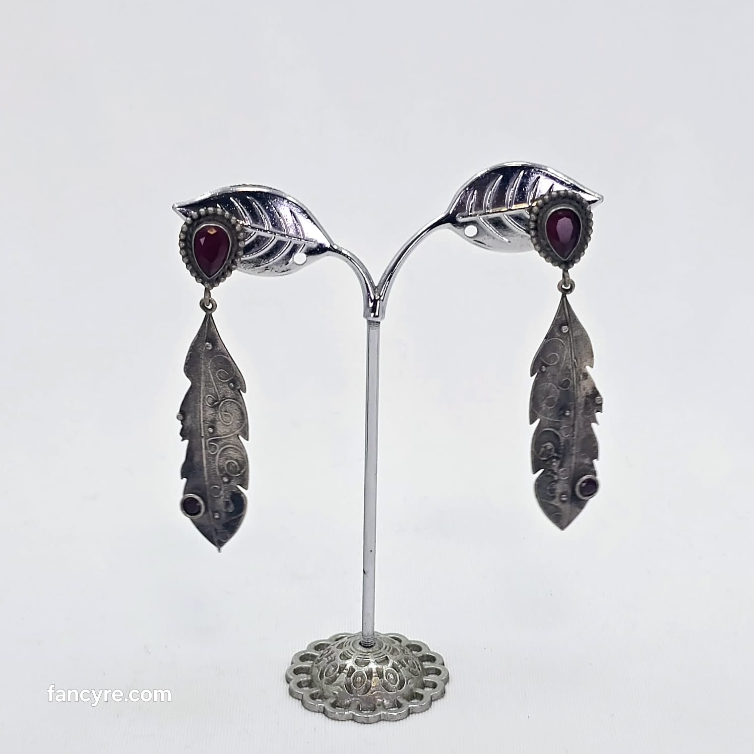 The Becca Oxidized Earring