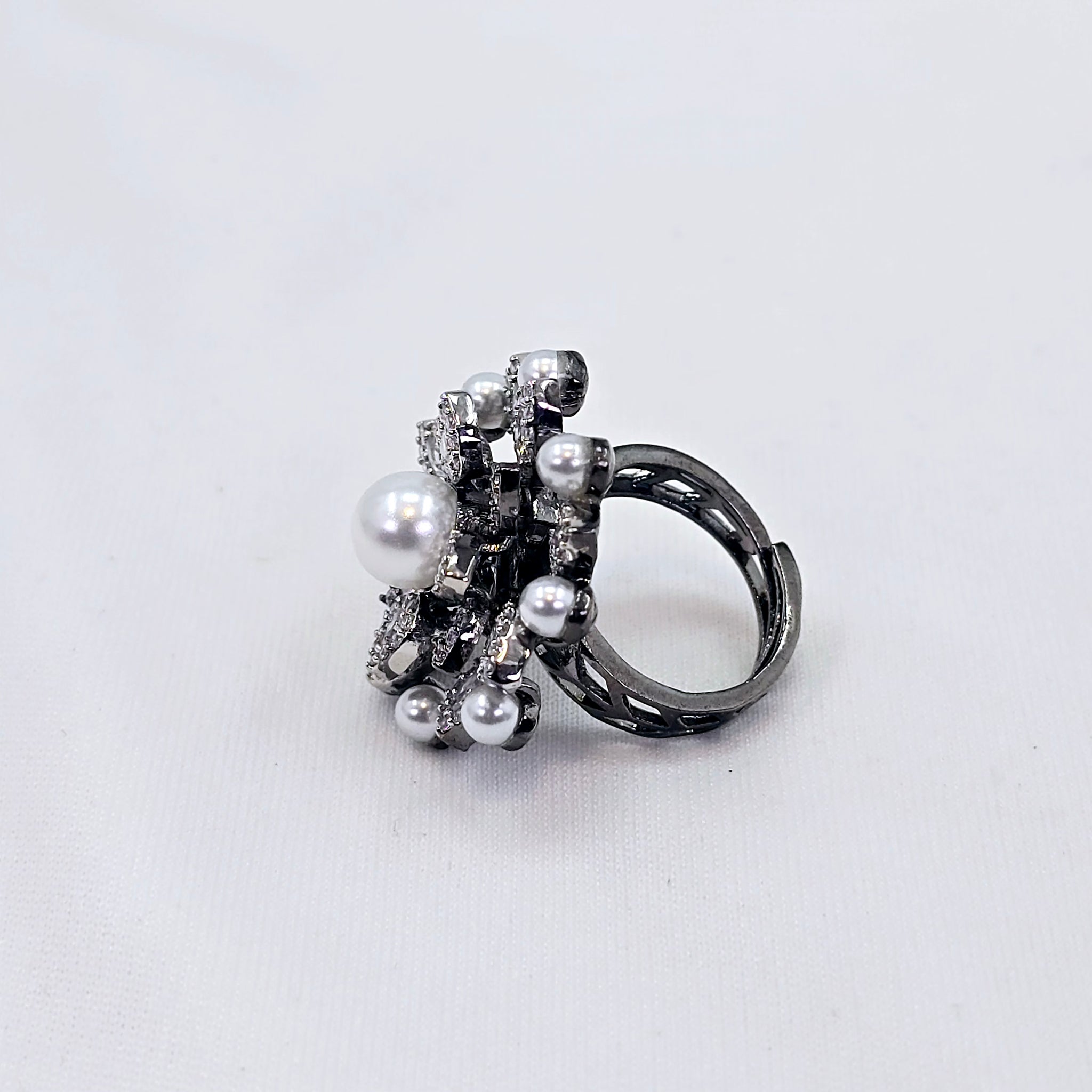 The Flower blackgold A.D Ring
