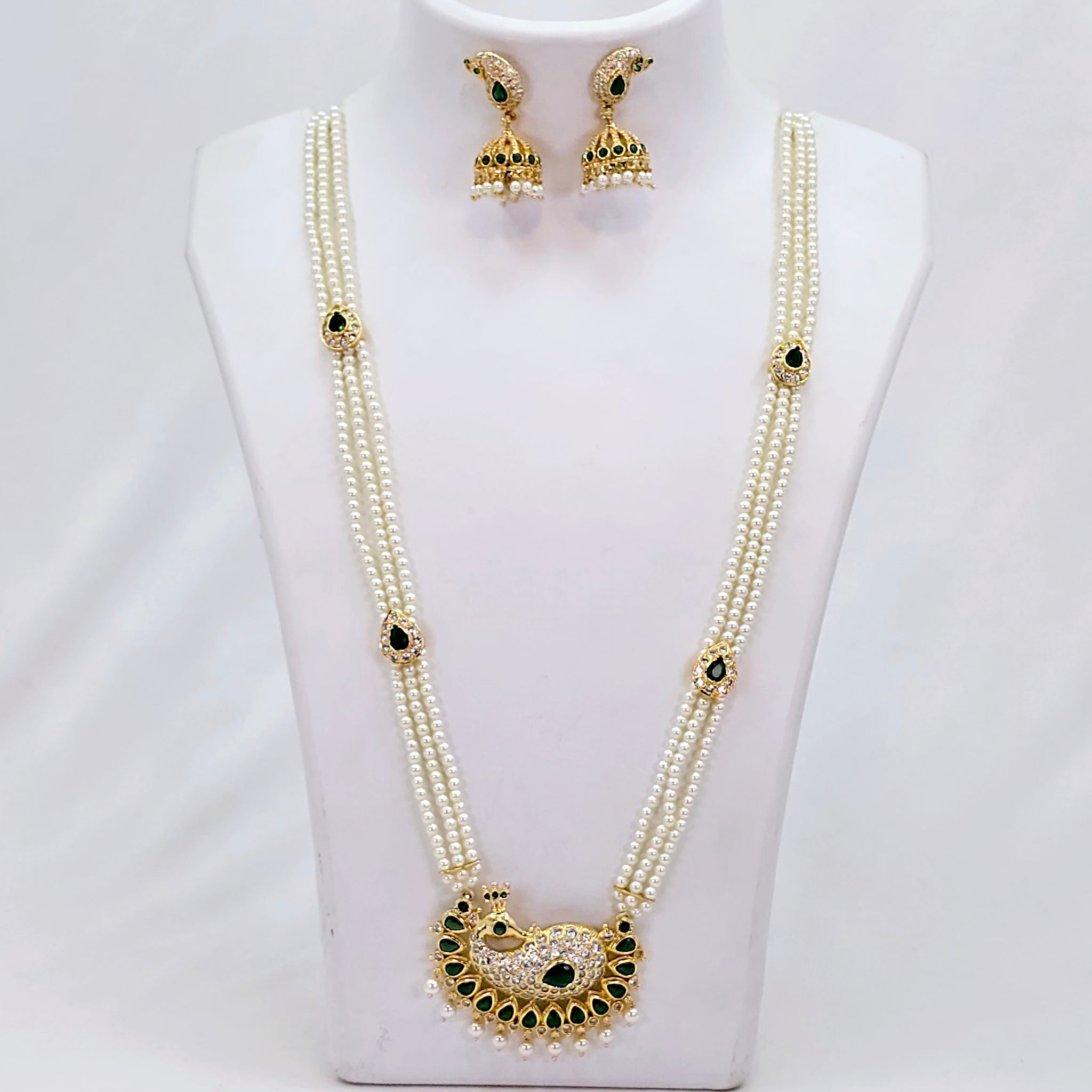 The Shreya Moti Long Necklace
