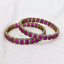 The Bela Victorian Polish Bangle